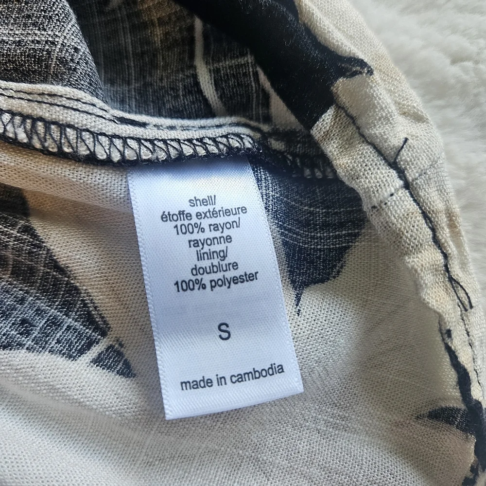 Black & Cream Floral Puff-Sleeve Dress - Picture 6 of 6